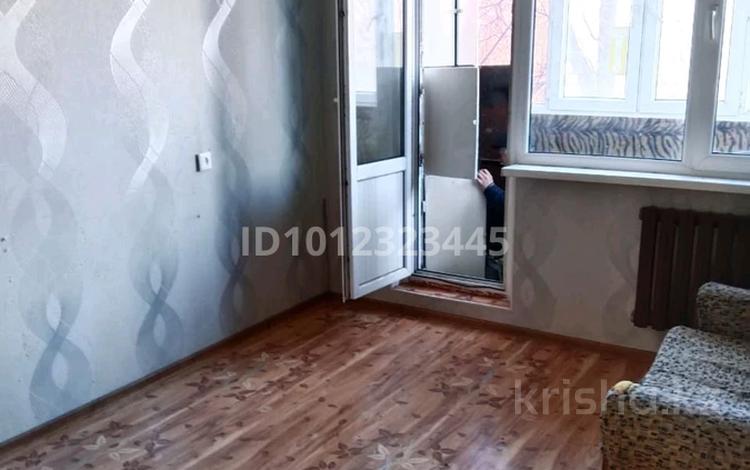 2-бөлмелі пәтер · 48.5 м² · 2/5 қабат, мкр 5 92А — на против ресторана Очаг, бағасы: 15 млн ₸ в Актобе — фото 2