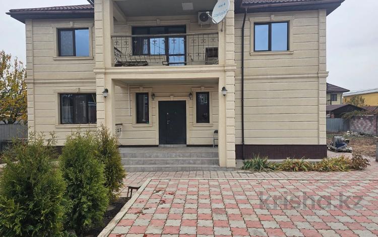Отдельный дом · 6 комнат · 315 м² · 10 сот., Кайсенова 20 — Остановка Бурабай за 135 млн 〒 в  — фото 2