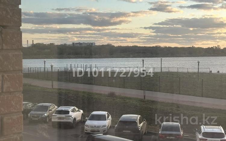 3-бөлмелі пәтер · 65 м² · 2/12 қабат, Чингиз Айтматов, бағасы: 48.5 млн ₸ в Астане, Сарыарка р-н — фото 2