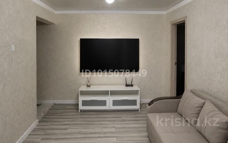 3-бөлмелі пәтер · 60 м² · 1/4 қабат, Көктем-1 ш/а. 22, бағасы: 500 000 ₸ в Алматы, Бостандыкский р-н — фото 3