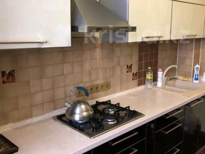 2-бөлмелі пәтер · 70 м² · 9/9 қабат, мкр Аксай-1А, бағасы: 36.5 млн ₸ в Алматы, Ауэзовский р-н