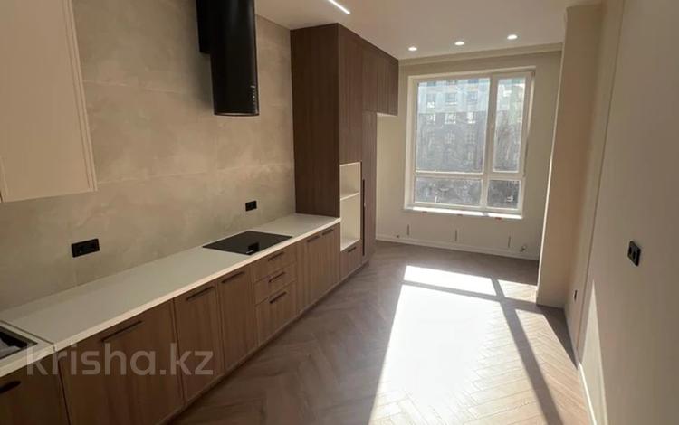 4-комнатная квартира · 96 м² · 6/9 этаж, Сыганак 12 за 70 млн ₸ в Астане, Нура р-н — фото 2