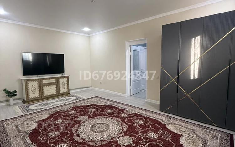 Отдельный дом · 3 комнаты · 80 м² · 15 сот., 6 квартл 203 за 15 млн ₸ в Саина Шапагатовой — фото 16