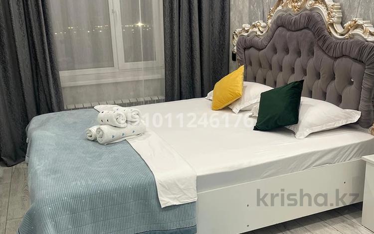 2-комнатная квартира · 55 м² · 4/10 этаж, мкр Юго-Восток, Микрорайон Байкена Ашимова 21 за 18 000 ₸ в Караганде, Казыбек би р-н — фото 2