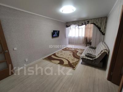 3-комнатная квартира · 64.7 м² · 2/5 этаж, 6-й мкр 32 — Дом быта за ~ 15 млн 〒 в Актау