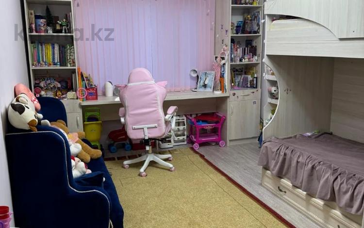 4-комнатная квартира · 85 м² · 2/5 этаж, Жарокова за 67 млн ₸ в Алматы, Бостандыкский р-н — фото 2