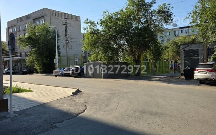 2-комнатная квартира · 48.1 м² · 4/5 этаж, Казыбек би 45 — напротив Казгюа за 13 млн ₸ в  — фото 2