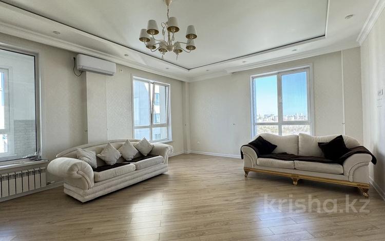 3-комнатная квартира · 130 м² · 8/15 этаж, Туран 3, 3в, 3д, 3/1, 3/2, 3/3, 3/4, 5/2, 5/3, 5/4, 5/5, 5/6, 5/7, 5/8, 5/9 за 112 млн 〒 в Астане, Нура р-н — фото 2