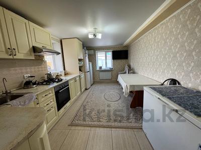 Отдельный дом · 4 комнаты · 140.6 м² · 10 сот., Джамбыла 71 за 29 млн ₸ в Атырау