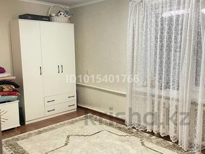 2-комнатная квартира · 44 м² · 2/2 этаж, Кузнечные ряды — возле остановки химпласт за 8.5 млн ₸ в Актобе, мкр. Курмыш