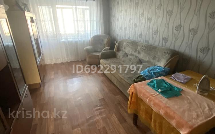 3-комнатная квартира, 60 м², 4/5 этаж, Ердена 189 за 12 млн 〒 в Сатпаев — фото 3