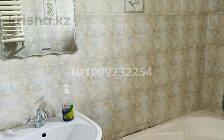 1 комната · 20 м², Жаркынбекова 11 за 10 000 ₸ в Шымкенте, Туран р-н — фото 2