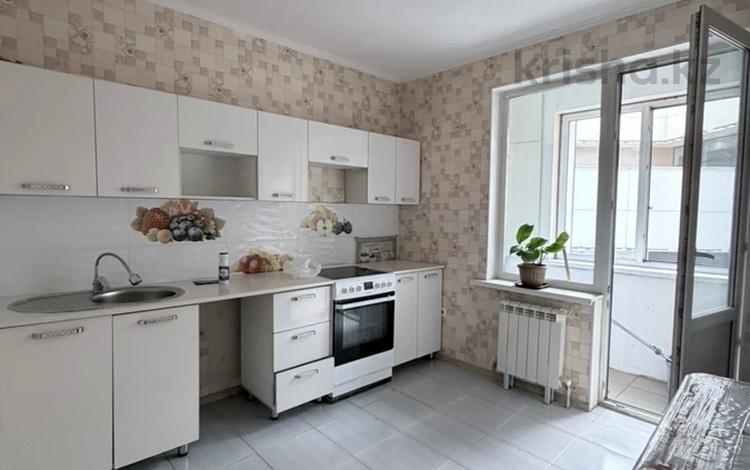 1-бөлмелі пәтер · 49 м² · 2/14 қабат, Нұркент ш/а 5/14 — Момышулы, бағасы: 200 000 ₸ в Алматы, Алатауский р-н — фото 2