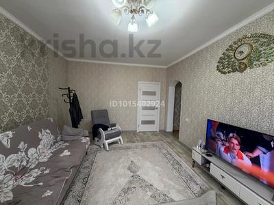 Отдельный дом · 4 комнаты · 135 м² · 10 сот., Талапкерская 42В — ЦЕНТР села за 27.5 млн ₸