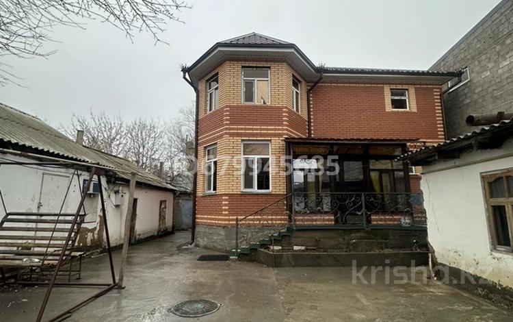 Отдельный дом • 8 комнат • 250 м² • 7 сот., Кердери 61 — Тд Гульшара за 220 млн 〒 в Уральске — фото 2