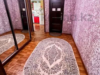 4-комнатная квартира, 82 м², 4/5 этаж помесячно, Мкр Улан за 150 000 〒 в Талдыкоргане, военный городок Улан