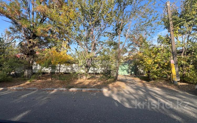 Отдельный дом · 4 комнаты · 200 м² · 8.2 сот., Кошек батыра 6 за 82 млн 〒 в Таразе — фото 2