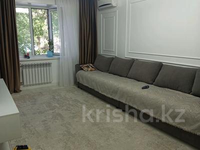Продажа квартир в Жетысу обл.: 3-комнатная квартира · 64 м² · 1/5 этаж, 2 мкр 35 за 25.5 млн 〒 3-комнатная квартира · 64 м² · 1/5 этаж, 2 мкр 35 за 25.5 млн 〒 в Талдыкоргане, мкр Жетысу