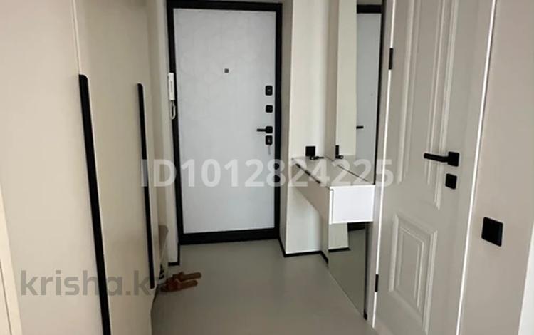 4-бөлмелі пәтер · 105 м² · 4/5 қабат, мкр Астана 7, бағасы: 250 000 ₸ в Таразе — фото 2