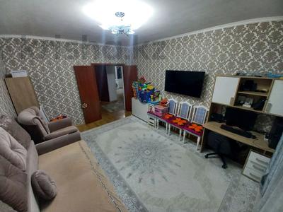 2-бөлмелі пәтер · 62 м² · 2/5 қабат, Болашак, бағасы: 25 млн ₸ в Талдыкоргане, мкр Болашак