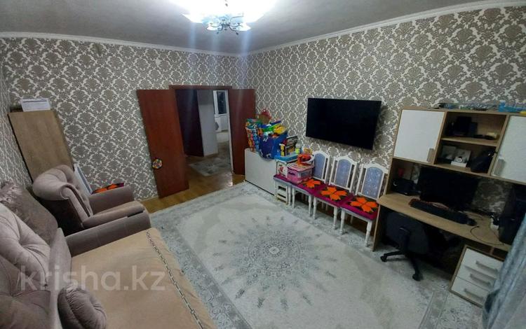 2-бөлмелі пәтер · 62 м² · 2/5 қабат, Болашак, бағасы: 25 млн ₸ в Талдыкоргане, мкр Болашак — фото 5