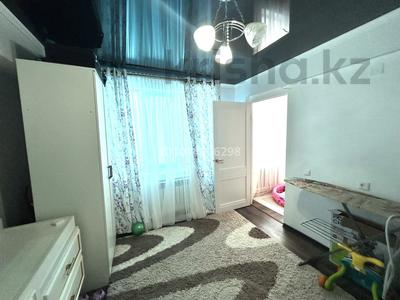 4-бөлмелі пәтер · 60 м² · 5/5 қабат, Авангард 48, бағасы: 19 млн ₸ в Атырау, мкр Авангард-3