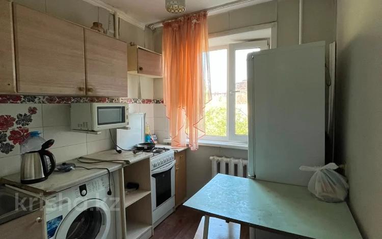2-бөлмелі пәтер · 47 м² · 4/5 қабат, Юго-Восток ш/а., Муканова, бағасы: 15.5 млн ₸ в Караганде, Казыбек би р-н — фото 6