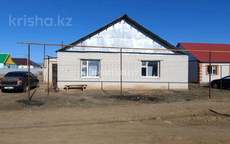 Жеке үй · 4 бөлме · 100 м² · 4 жүзд., Досмухамедова 7, бағасы: 16 млн ₸ в Уральске — фото 4