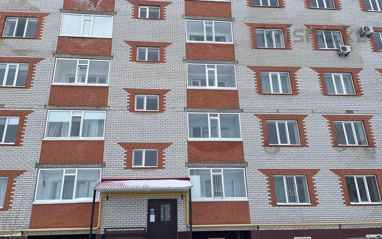 2-комнатная квартира, 80 м², 5/5 этаж, мкр. Алтын орда 29Ак1 — ЖК ДОСТАР за 13.5 млн 〒 в Актобе, мкр. Алтын орда — фото 2