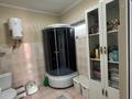 Отдельный дом · 4 комнаты · 160 м² · 8.1 сот., мкр Акбулак, Аханова 45 за 135 млн ₸ в Алматы, Алатауский р-н — фото 23