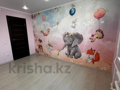 4-комнатная квартира · 104.4 м² · 9/10 этаж, Театральная за 40.8 млн 〒 в Петропавловске