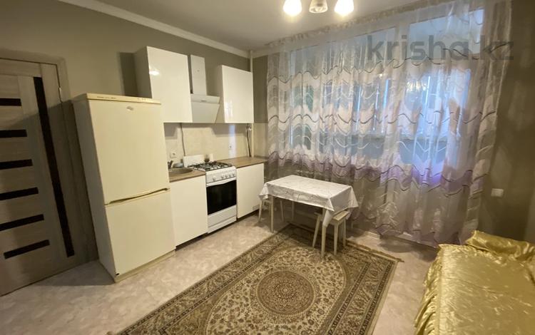 1-комнатная квартира, 46 м², 2/9 этаж помесячно, мкр Шугыла, Мкр. Шугыла 340/4к20