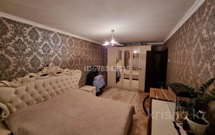 3-комнатная квартира, 64 м², 1/5 этаж, 4 мкр за 8 млн 〒 в Степногорске — фото 6
