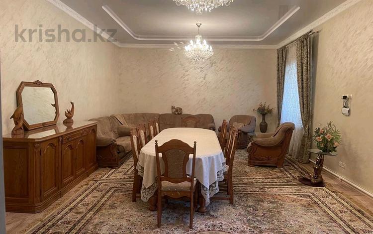 Отдельный дом · 9 комнат · 370 м² · 12 сот., мкр Михайловка , Джанибекова за 316 млн ₸ в Караганде, Казыбек би р-н — фото 2