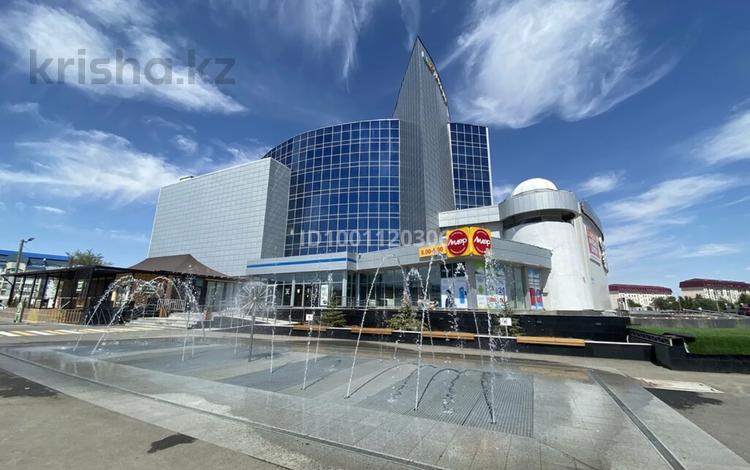 Дүкендер мен бутиктер, қоғамдық тамақтану орны, ойын-сауық · 630 м², бағасы: 1 млн 〒 в Атырау, мкр Атырау — фото 2