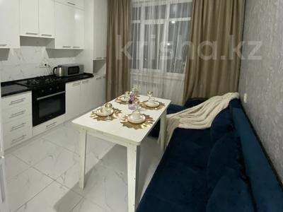 1-комнатная квартира · 40 м² · 1/8 этаж, мкр 6-й градокомплекс, Мкр 6-й градокомплекс 68/3 — Жапсарбаева за 18 000 ₸ в Алматы, Алатауский р-н