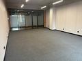 Офисы, кабинеты и рабочие места · 53.5 м² за 450 000 ₸ в Астане, Нура р-н — фото 4