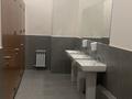 Офисы, кабинеты и рабочие места · 53.5 м² за 450 000 ₸ в Астане, Нура р-н — фото 7
