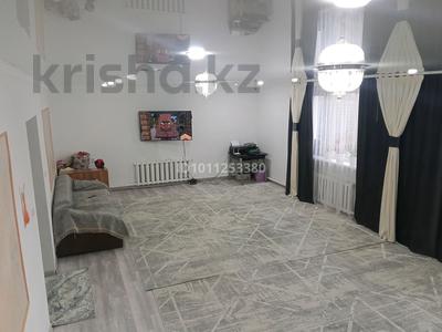 Жеке үй · 4 бөлме · 104 м² · 10 сот., 9а мкр 63/2, бағасы: 22 млн 〒 в Темиртау