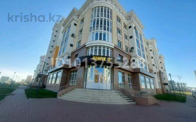 2-комнатная квартира · 64 м² · 5/9 этаж, Айтматова 41/3 за 35 млн ₸ в Астане, Нура р-н — фото 2