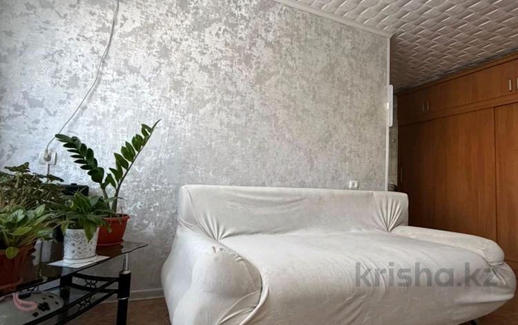 2-комнатная квартира · 44 м² · 5/5 этаж, Пр.Абая 15 за 16.5 млн ₸ в Усть-Каменогорске, Ульбинский — фото 2