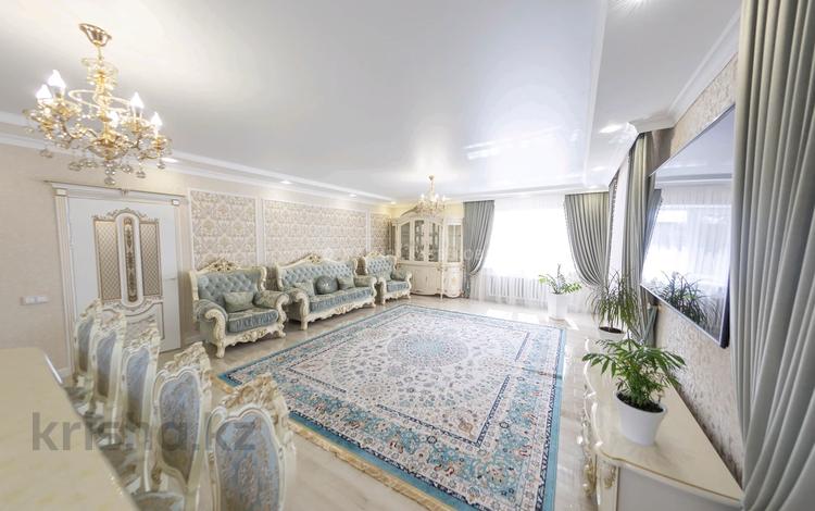 Отдельный дом • 5 комнат • 350 м² • 10 сот., Мойынты за 155 млн 〒 в Астане, Алматы р-н — фото 2