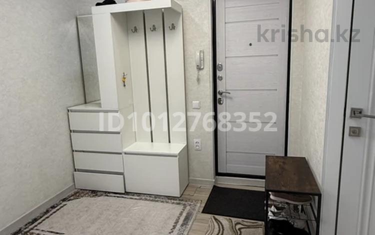 3-комнатная квартира · 64 м² · 3/5 этаж, мкр Фёдоровка , Орлова 105 105 за 30 млн ₸ в Караганде, Казыбек би р-н — фото 2