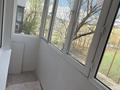 3-комнатная квартира · 64 м² · 3/5 этаж, мкр Фёдоровка , Орлова 105 105 за 30 млн ₸ в Караганде, Казыбек би р-н — фото 12