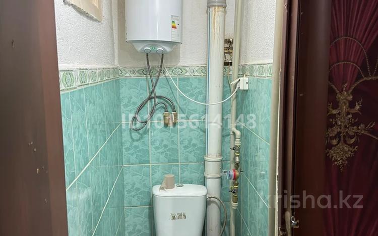 2-бөлмелі пәтер · 55 м² · 4/5 қабат, Құлтекенов 96 7, бағасы: 7 млн ₸ в  — фото 2