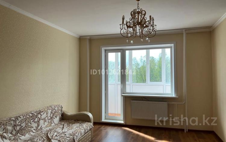 2-бөлмелі пәтер · 60 м² · 2/11 қабат, Сарыарка 19, бағасы: 200 000 ₸ в Караганде, Казыбек би р-н — фото 2