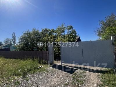 Жеке үй · 3 бөлме · 100 м² · 25 сот., Айнабұлақ ауылы Кіжіков 4 — Мектептің арты, бағасы: 9.5 млн ₸ в Зайсане