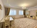 Отдельный дом · 6 комнат · 171 м² · 8 сот., мкр Нурсая, Кожыкова 1 — Возле школа Бином,Цон,Теннисный центр,ледовый дворец,библиотека за ~ 90 млн ₸ в Атырау