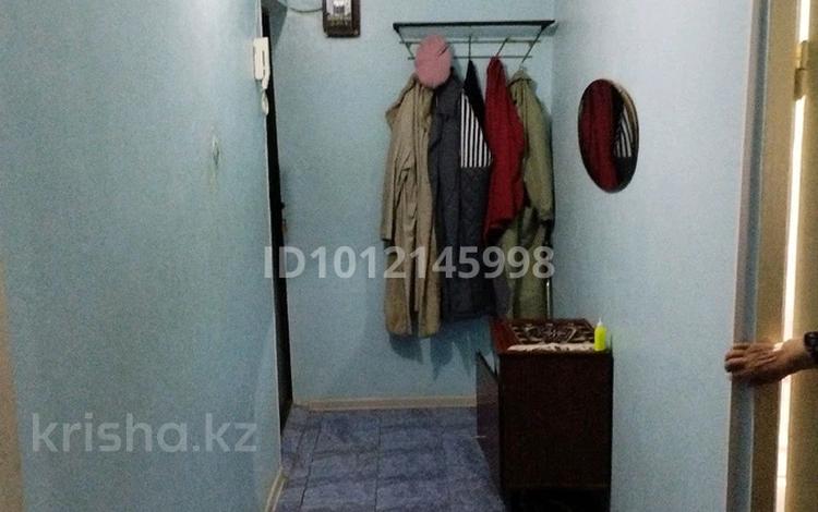 2-бөлмелі пәтер · 47 м² · 3/5 қабат, мкр Каратау 27, бағасы: 12 млн ₸ в Таразе — фото 2