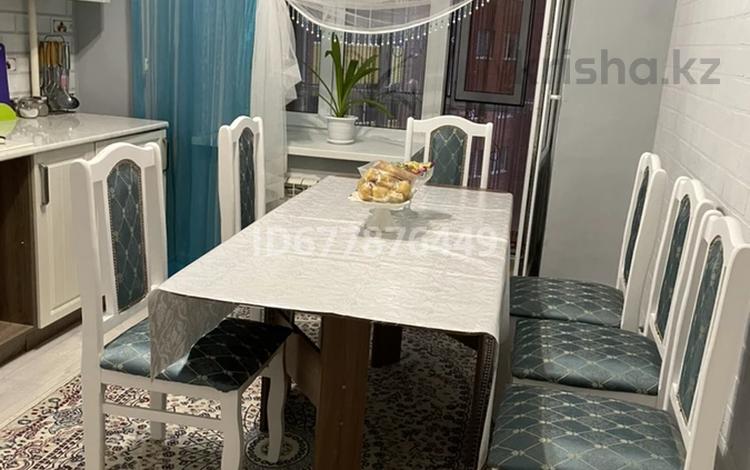 1-бөлмелі пәтер · 43 м² · 5/9 қабат, мкр. Алтын орда, Мкр. Батыс-2 13 — Тауелсіздік, бағасы: 18.5 млн ₸ в Актобе — фото 2